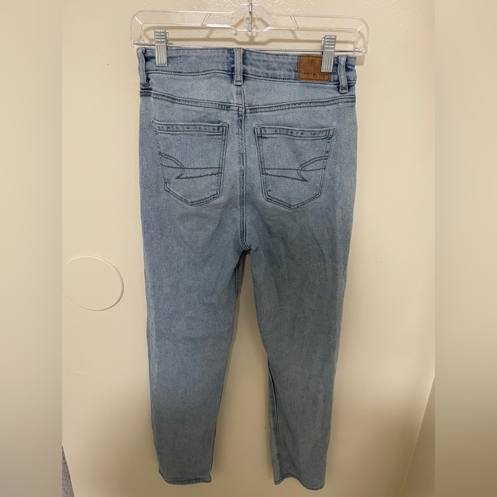 ✨Women’s American Eagle Jeans Mom Straight Stretch Jeans Size 0 - Picture 8 of 12
